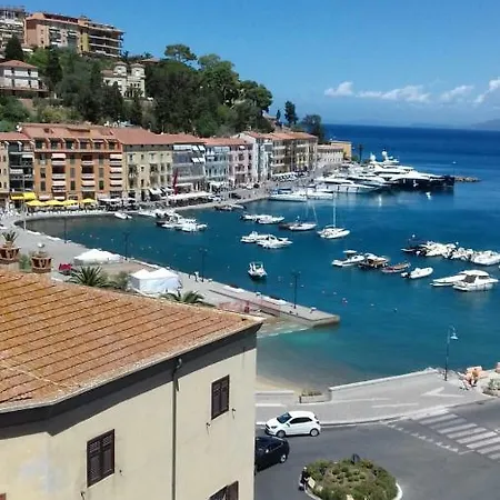 La Casetta In Piazza Appartement
