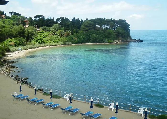 La Casetta In Piazza Porto Santo Stefano (Grosseto)